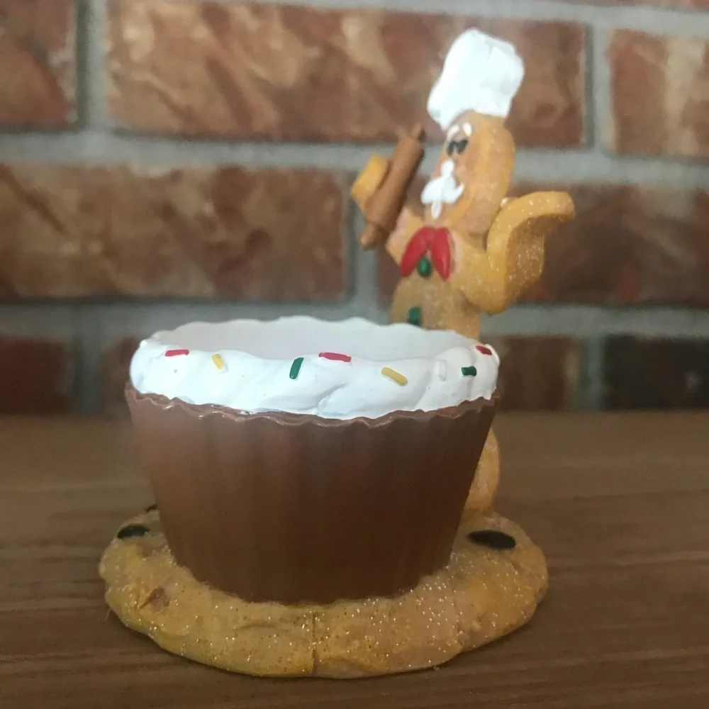 Rare Gingerbread Yankee Candle Cupcake holder